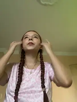 Carithooo online show from February 11, 10:55 pm