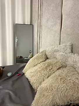 lilithdya online show from April 1, 12:33 am