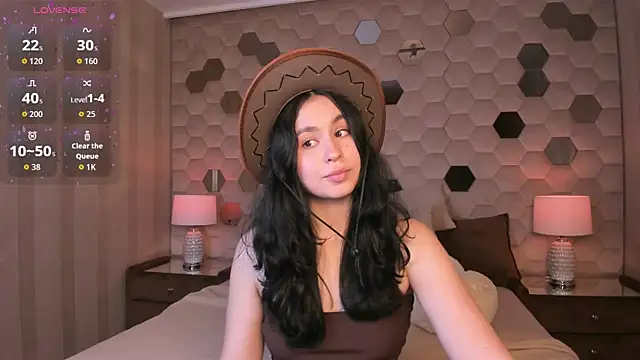 GiovannaAntonelli online show from April 22, 7:33 pm