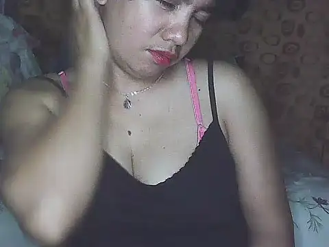 LoveSammantha24xxx online show from February 6, 12:25 am