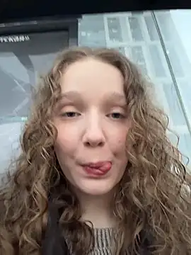 outside rosy online show from April 4, 4:17 pm