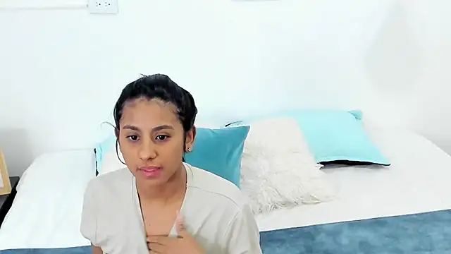 annarosse  online show from June 25, 12:07 pm