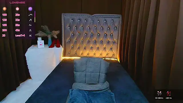 Maureen Hilton online show from February 25, 7:45 pm