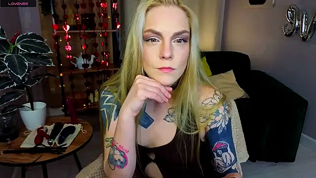 cherrie sherry online show from February 10, 9:51 pm