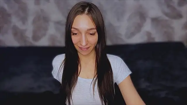 linda foxy black online show from January 18, 2:35 pm