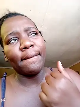 paleLesaa online show from January 18, 12:01 pm