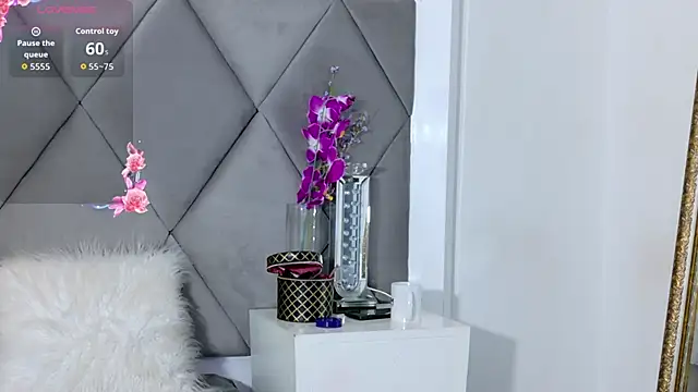 JadaMillss online show from March 14, 2:40 pm