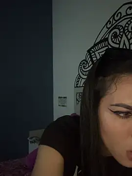 MamiSoft420 online show from March 9, 12:30 pm