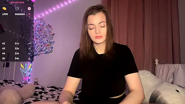 MistressBabe online show from April 9, 5:51 pm