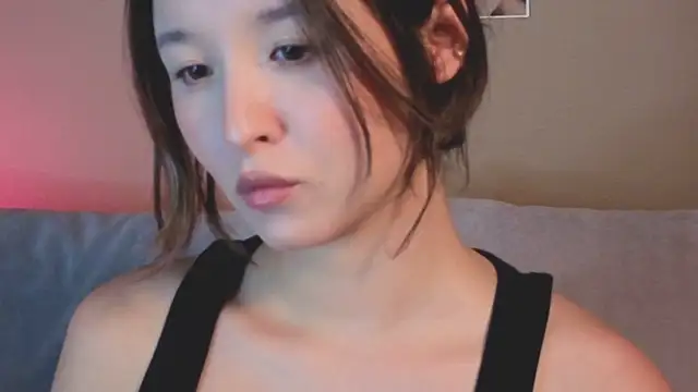 eroimi online show from February 19, 5:23 pm