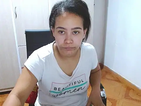 MaryVixxen online show from April 10, 4:51 am