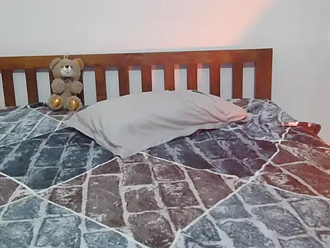 angelpriya  online show from February 11, 7:15 pm