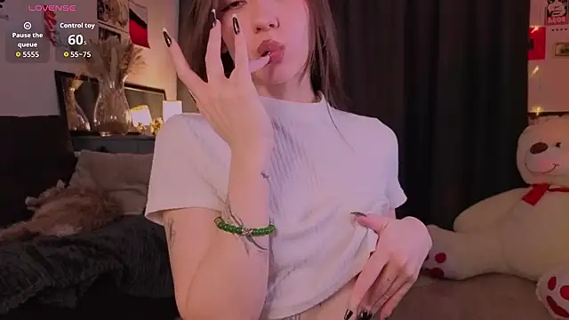 Kendaliby  online show from February 20, 1:59 am