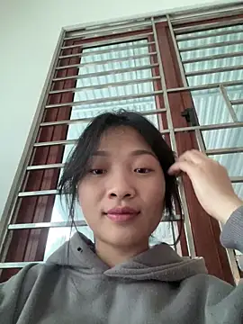 Lyn-be99 online show from February 8, 5:11 am