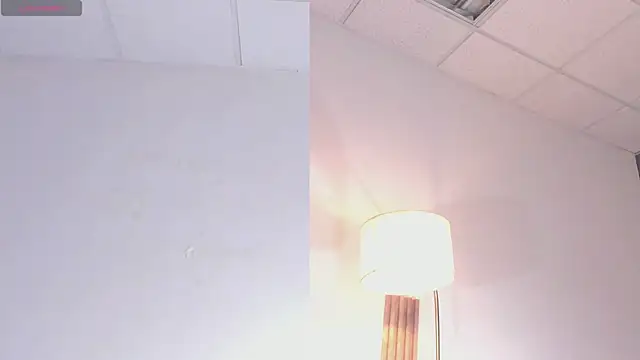 emmagirl0 online show from April 12, 12:03 am