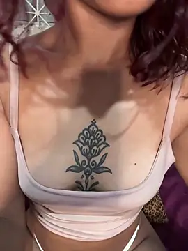 Mayahmay online show from February 16, 8:20 pm