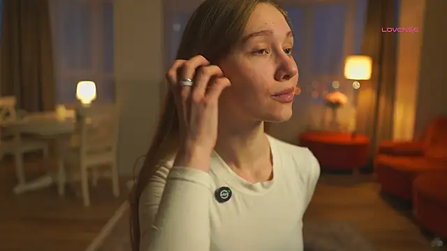 SharaNewbern online show from February 26, 1:43 pm