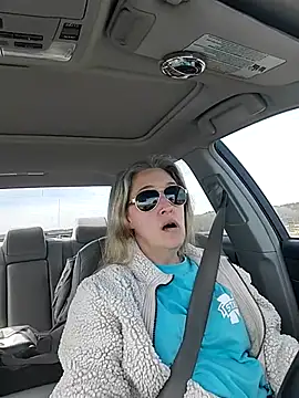 Sunflower0025 online show from February 24, 6:39 pm