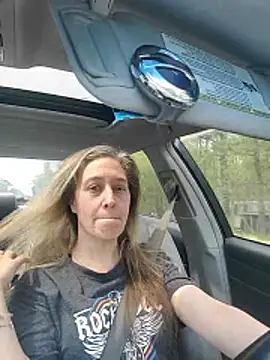 Sunflower0025 online show from March 23, 6:03 pm