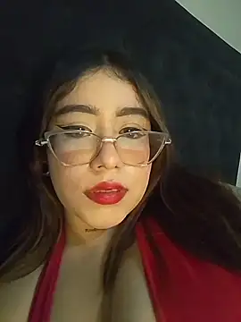 Helll girll online show from February 18, 2:10 am