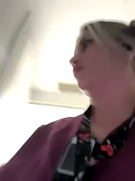 NinaRicci1518 online show from March 14, 9:38 pm