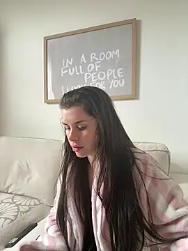 houseofnova online show from February 23, 1:32 pm