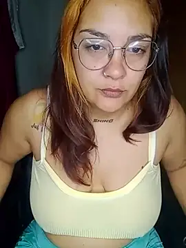 kuramaqueen online show from July 18, 9:45 am