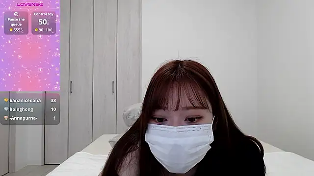 YURINA1230 online show from April 3, 6:11 am