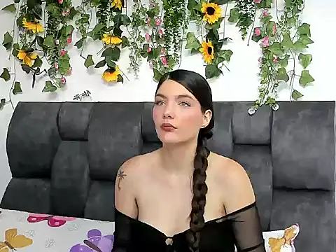 AriCollinss online show from February 28, 6:07 pm