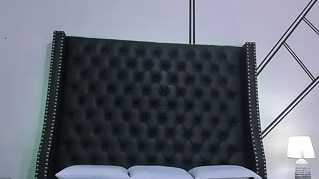  Cherry fox online show from February 4, 12:30 pm