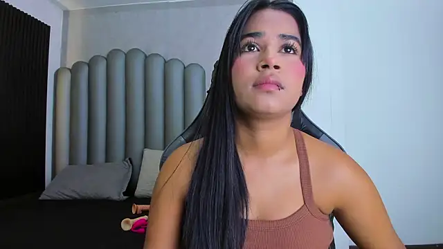 Shirleytaylor- online show from March 30, 11:10 am