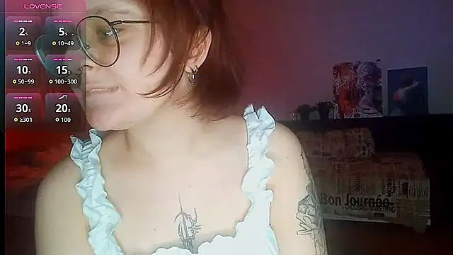 Kira Chain online show from February 7, 2:21 pm