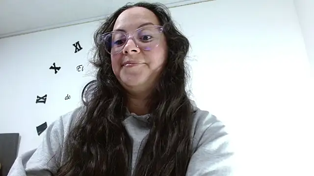 ElaMurray02 online show from February 4, 1:36 pm