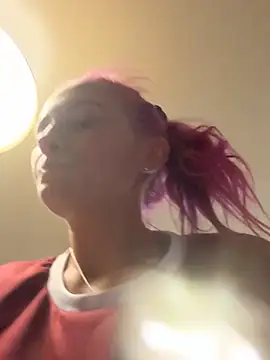 Milssweetx online show from February 9, 7:05 pm