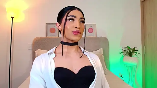 KarolPortellaa online show from March 23, 9:54 pm