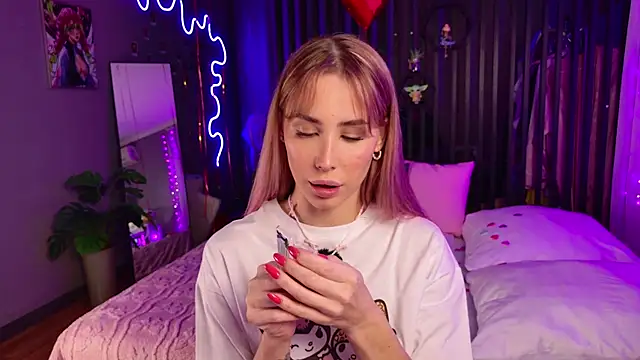 plugmyHDMI online show from February 16, 7:58 pm