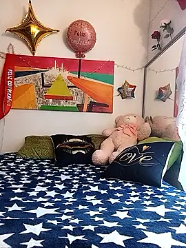 yoahotpetrafiery online show from March 29, 4:28 pm