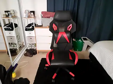 SweetValleyHotwife online show from April 4, 10:30 pm