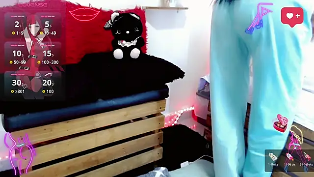 NathalialLooes online show from February 12, 5:20 am