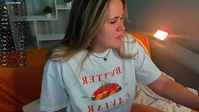 LilyBel online show from March 16, 10:19 am