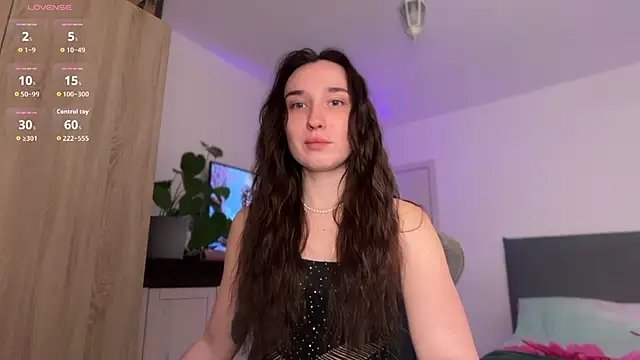 MegiMagic online show from April 18, 6:10 pm