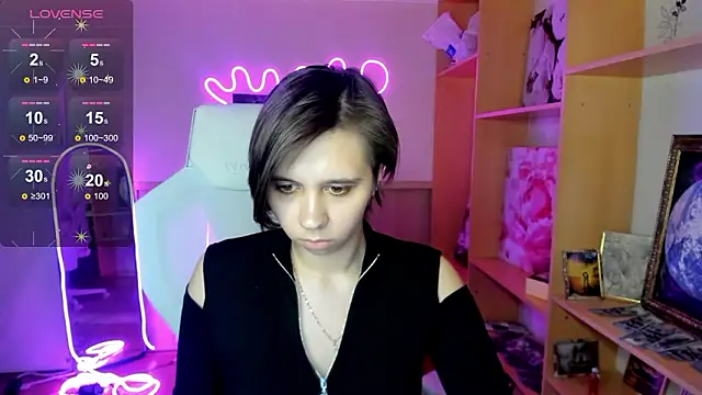 Scarlet Sirenn online show from February 6, 10:29 am