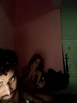 casal atrevido online show from April 19, 5:18 am