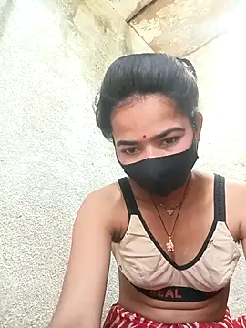 Sunali Bendre online show from February 28, 9:20 am