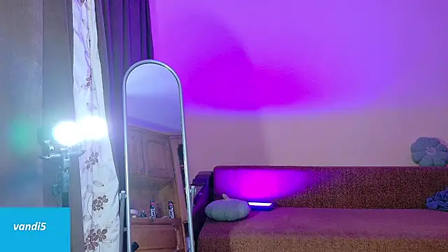 VandiFive online show from March 26, 10:11 pm