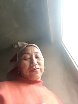 Ami-su online show from February 17, 9:19 am