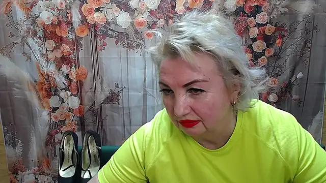 RenataDaster online show from April 3, 5:11 pm