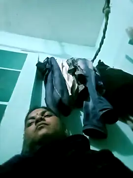 Rajni248096 online show from March 1, 12:21 am