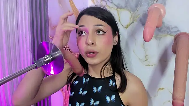 mlucreciasucker303av online show from February 24, 7:34 pm