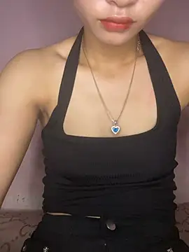 siting00 online show from July 19, 6:10 pm